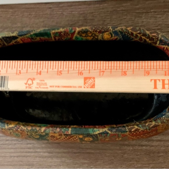 Decoupaged Patchwork Planter - Picture 4 of 10